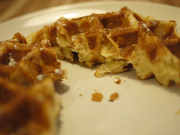 Waffle Please 比利時列日鬆餅專賣店:食。甜點-鬆餅。北市內湖區乾墘站。輕鬆、惬意、美味 比利時列日鬆餅專賣店(waffle please)