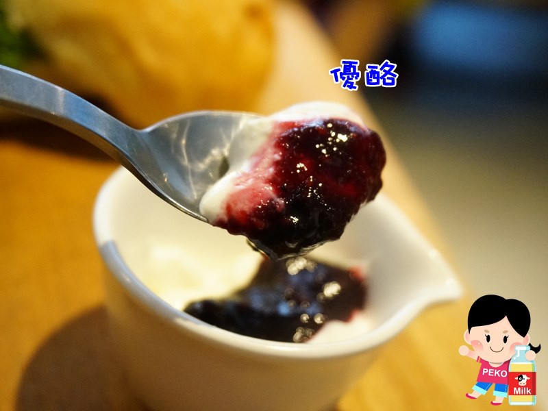 Percent CAFE %咖啡 午晚餐 鬆餅 板橋咖啡館 板橋早午餐 日式醬燒豆腐堡 泰式打拋豬肉帕尼尼 板橋餐廳 江子翠早午餐 江子翠美食13