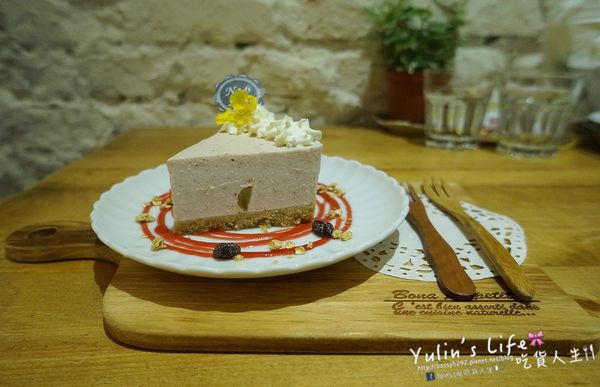 南西六號公寓 Nancy No.6 Apt. Cafe：南西六號公寓 ♥ 中山巷弄咖啡館 ♥ 台北必吃鐵鍋鬆餅 ♥ 與可愛店狗Peko一起享受美好時光