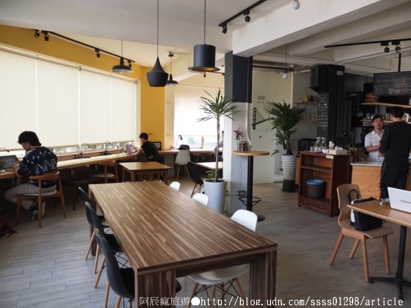 哈本咖啡:【美食特搜。台南東區】哈本咖啡 HAPPEN CAFE。一杯好咖啡讓靈感加溫 苦苦甜甜的美好相處