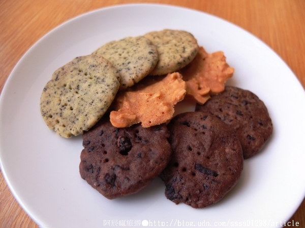 哈本咖啡:【美食特搜。台南東區】哈本咖啡 HAPPEN CAFE。一杯好咖啡讓靈感加溫 苦苦甜甜的美好相處