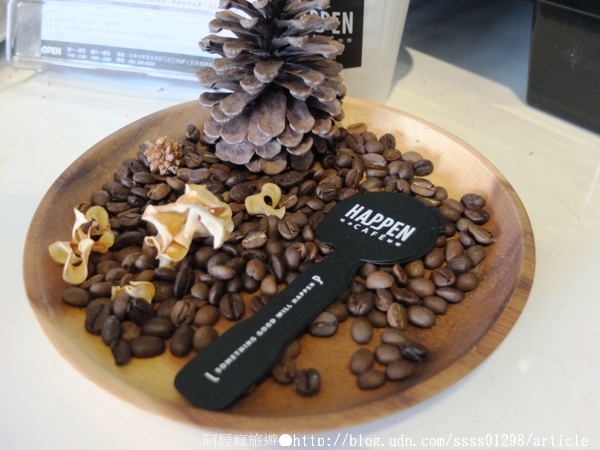 哈本咖啡:【美食特搜。台南東區】哈本咖啡 HAPPEN CAFE。一杯好咖啡讓靈感加溫 苦苦甜甜的美好相處