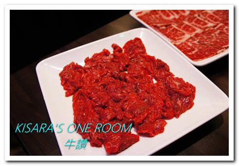 牛讚履歷溫體涮牛肉:和歪歪一起享用南京復興美食──牛讚 國產履歷溫體涮牛肉鍋