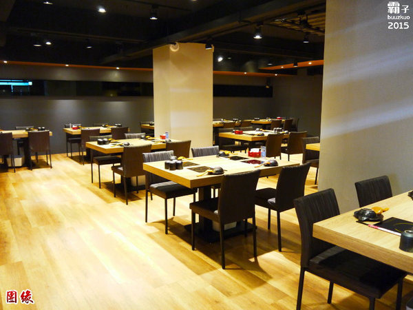 團緣精緻鍋物:團緣精緻鍋物,鮑魚送上桌時還是活跳跳的捏!