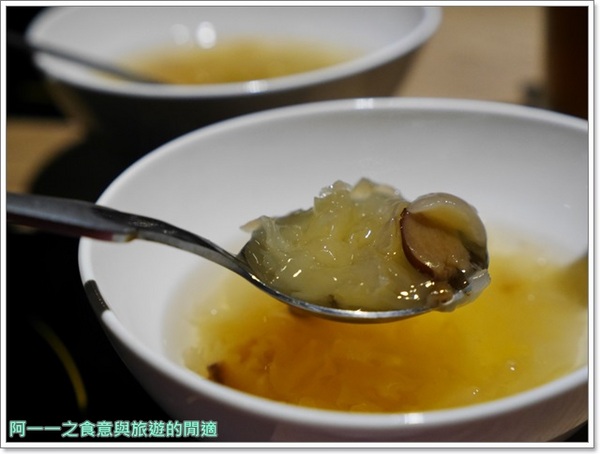 團緣精緻鍋物:捷運文德站 團緣精緻鍋物 現撈海鮮,頂級牛肉~超值雙人龍蝦海鮮火鍋套餐