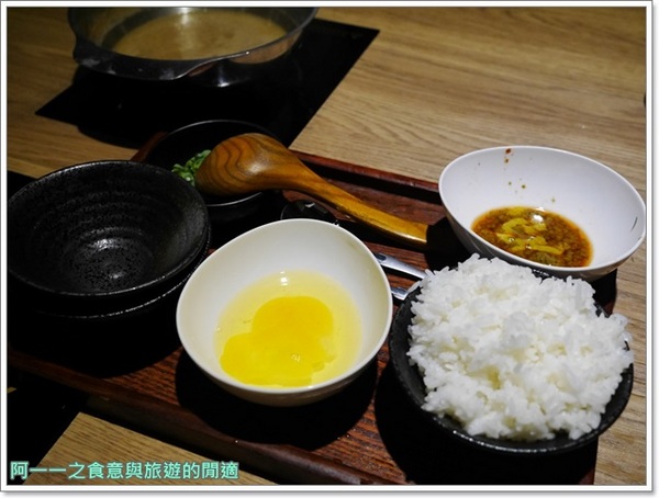 團緣精緻鍋物:捷運文德站 團緣精緻鍋物 現撈海鮮,頂級牛肉~超值雙人龍蝦海鮮火鍋套餐