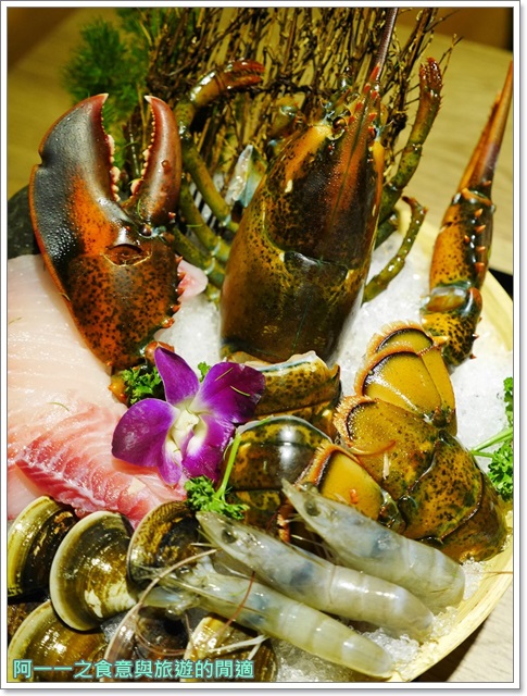 團緣精緻鍋物:捷運文德站 團緣精緻鍋物 現撈海鮮,頂級牛肉~超值雙人龍蝦海鮮火鍋套餐