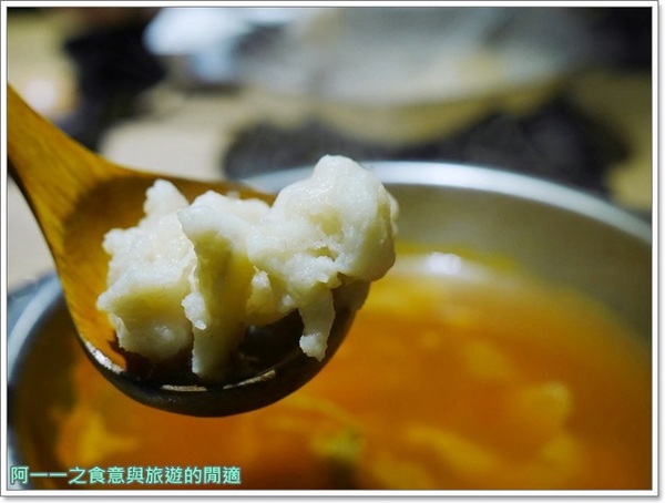 團緣精緻鍋物:捷運文德站 團緣精緻鍋物 現撈海鮮,頂級牛肉~超值雙人龍蝦海鮮火鍋套餐