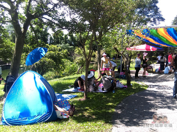龍潭大池06-一旁野餐