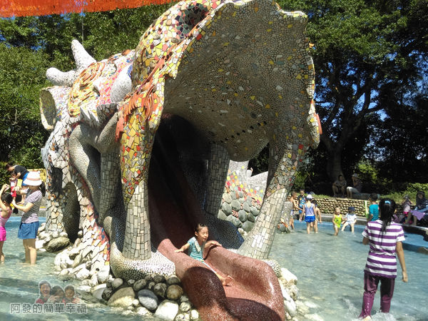 龍潭大池11-神龍戲水溜滑梯-龍頭