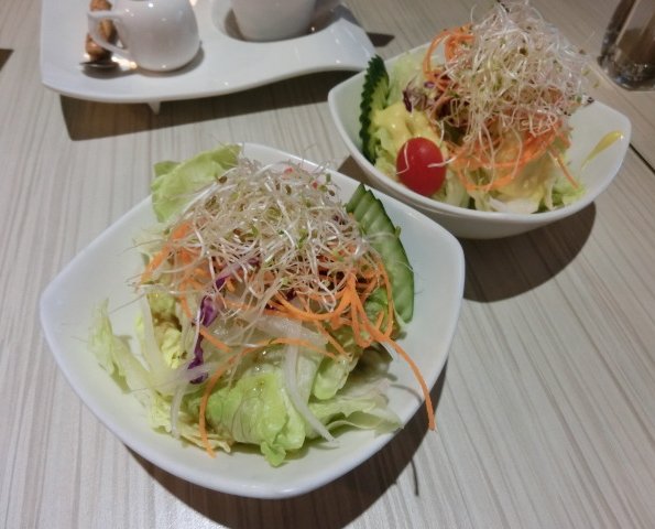 SPARTA CAFE:《台北》斯巴達義式廚房 Sparta Cafe│香醇濃郁的好滋味ღ Pasta×松露嫩雞燉飯×冰淇淋鬆餅@五分埔美食