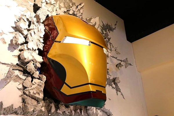 異想空間公仔主題餐廳：【台中美食】台中市異想空間Café.Burger.Toy公仔主題餐廳~各種主題餐點都蠻有特色的，電影迷還有公仔迷們，去巨星包場的用餐環境吃飯，視覺系的享受