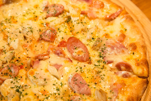 小銅鍋義式餐廳(德安誠品店)：[台南]浪漫約會 披薩燉飯義大利麵 經典舒芙蕾 小銅鍋義式餐廳(德安誠品店)