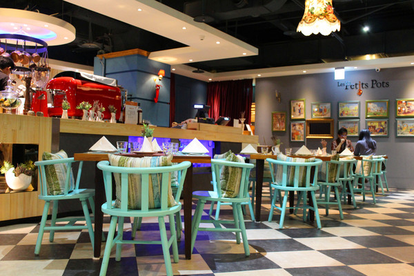 小銅鍋義式餐廳(德安誠品店)：[台南]經典舒芙蕾。義式料理 小銅鍋義式餐廳　