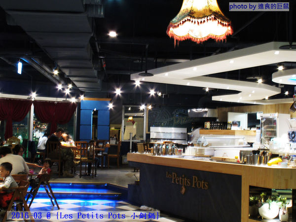 小銅鍋義式餐廳(德安誠品店):(台南。東區美食)『Les Petits Pots 小銅鍋』餐點精緻美味,環境舒適靜謐,讓你享受一段浪漫的好食光。/ 經典甜點(舒芙蕾)給您甜蜜又溫熱的味蕾享受!