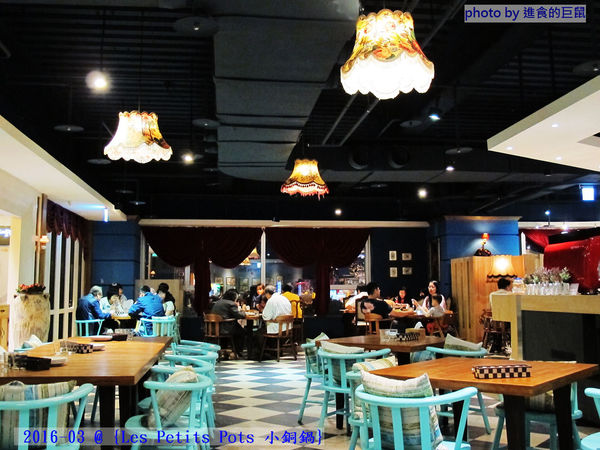 小銅鍋義式餐廳(德安誠品店):(台南。東區美食)『Les Petits Pots 小銅鍋』餐點精緻美味,環境舒適靜謐,讓你享受一段浪漫的好食光。/ 經典甜點(舒芙蕾)給您甜蜜又溫熱的味蕾享受!