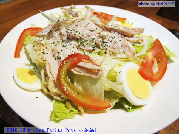 小銅鍋義式餐廳(德安誠品店):(台南。東區美食)『Les Petits Pots 小銅鍋』餐點精緻美味,環境舒適靜謐,讓你享受一段浪漫的好食光。/ 經典甜點(舒芙蕾)給您甜蜜又溫熱的味蕾享受!