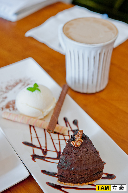 Lucid：[食記] 高雄LUCID咖啡店 (低調限量手沖咖啡、手作甜點)