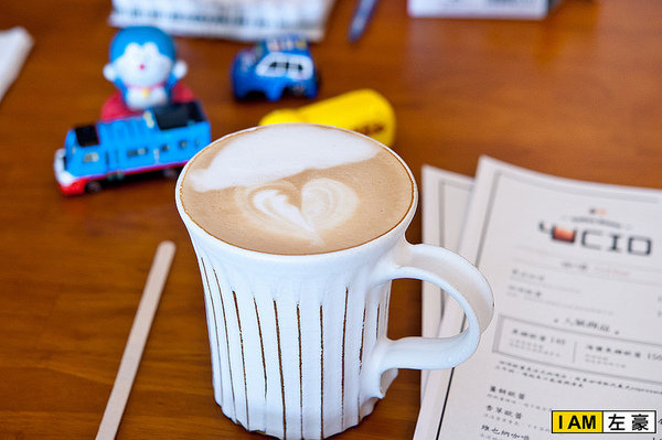 Lucid：[食記] 高雄LUCID咖啡店 (低調限量手沖咖啡、手作甜點)
