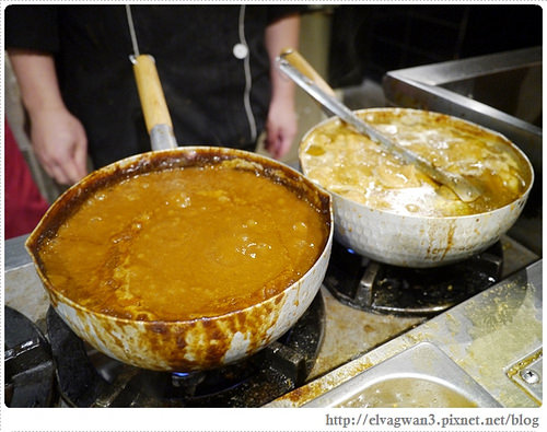 台北-捷運忠孝敦化站-216巷-LA CAVE ABURI-明曜百貨-感恩週-免費咖哩-311地震-牛肉咖哩-雞肉咖哩-原東京咖哩-13-811-1