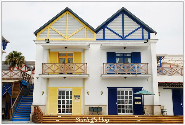 向日廣場:花蓮漁港賞鯨休閒碼頭