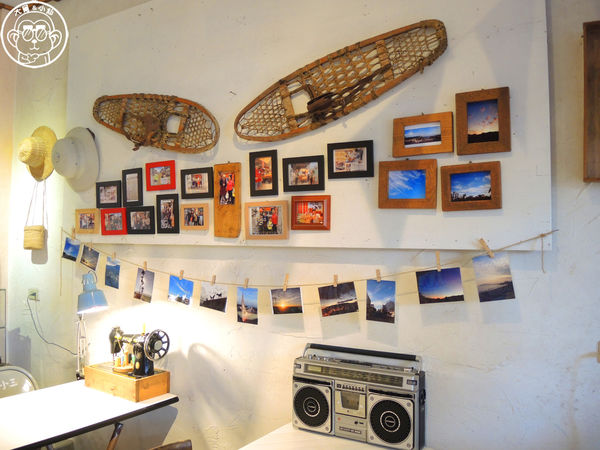 花蓮阿桂油飯(嚴玉桂食堂)：呷飽祙【花蓮･阿桂油飯】懷舊店面裡吃油飯配麵線