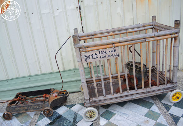 花蓮阿桂油飯(嚴玉桂食堂)：呷飽祙【花蓮･阿桂油飯】懷舊店面裡吃油飯配麵線