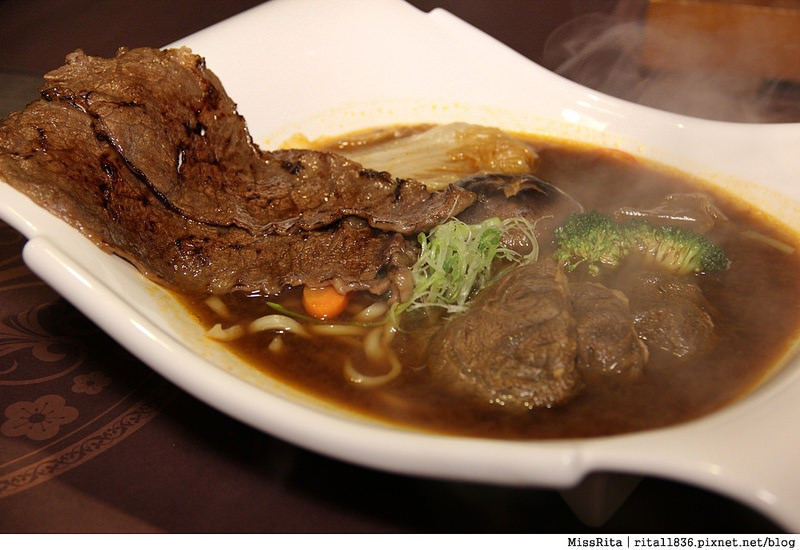 台中公益好吃 炙牛食創堂 Flaming Bull 炙牛牛肉麵 炙燒牛肉麵34