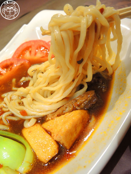 炙牛食創堂Flaming Bull：呷飽祙【台中西區･炙牛食創堂 Flaming Bull】宴客級的台灣美味