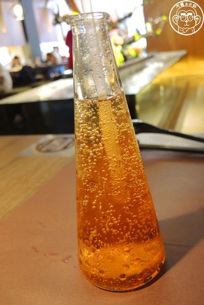 炙牛食創堂Flaming Bull：呷飽祙【台中西區･炙牛食創堂 Flaming Bull】宴客級的台灣美味