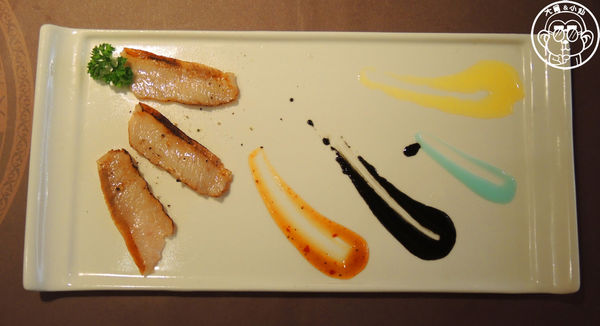 炙牛食創堂Flaming Bull：呷飽祙【台中西區･炙牛食創堂 Flaming Bull】宴客級的台灣美味