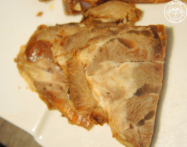 炙牛食創堂Flaming Bull：呷飽祙【台中西區･炙牛食創堂 Flaming Bull】宴客級的台灣美味