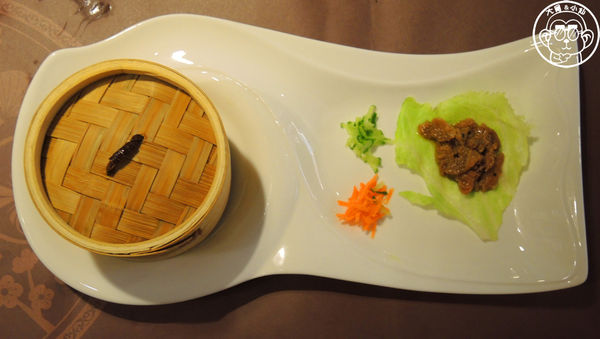 炙牛食創堂Flaming Bull：呷飽祙【台中西區･炙牛食創堂 Flaming Bull】宴客級的台灣美味