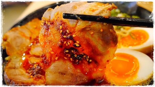 世田谷拉麵：【台北◍•ᴗ•◍東區】美食・せたが屋　世田谷拉麵　忠孝店食記✯捷運忠孝敦化站｜叉燒的極致美味，東區216巷戰區中的新拉麵店