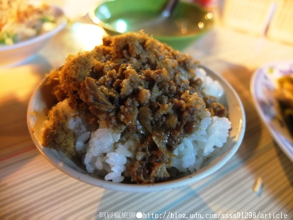 阿田麵攤:【美食特搜。台南新市區】阿田麵攤。廟前無招牌小麵攤 藏不住的傳統低調美味