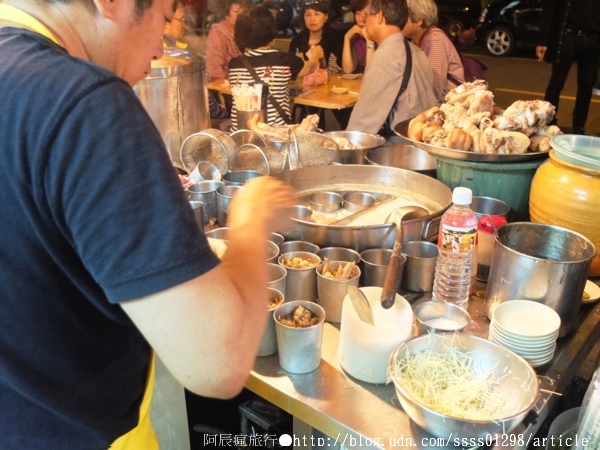 阿明豬心：【美食特搜。台南中西區】阿明豬心冬粉。台南終極排隊美食