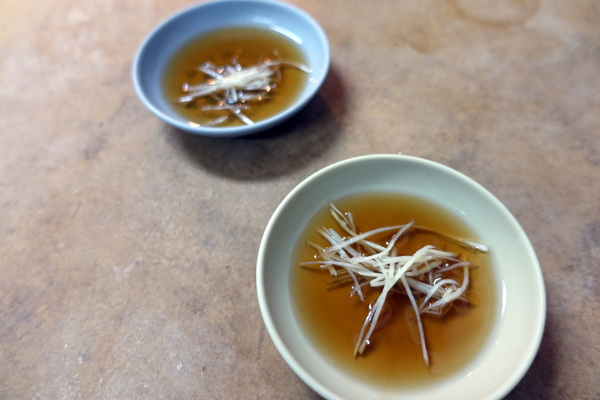 阿明豬心:(胖樺食記)台南中西區必吃美食小吃「阿明豬心冬粉」,好吃到排隊一個半小時都甘願/保安路/豬腳/豬肝湯