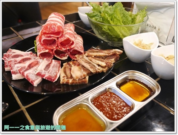 小韓坊 mini K:台北信義 Mini K 小韓坊 韓劇料裡大口吃~超誘人牽絲春川炒雞