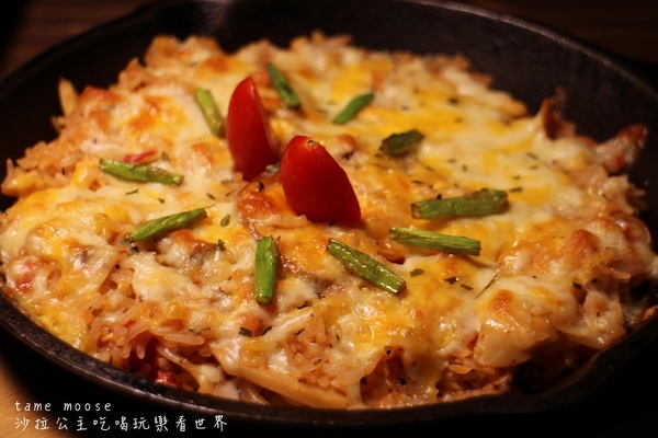 tame moose：台北，中山人氣名店『tame moose』療癒焙鍋鬆餅/大眼怪拉花/巷弄排隊美食