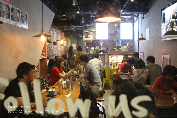 tame moose：台北，中山人氣名店『tame moose』療癒焙鍋鬆餅/大眼怪拉花/巷弄排隊美食