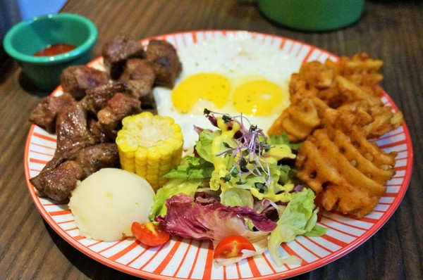 tame moose：中山站風格小餐館 - 泰姆 tame moose：早午餐/焙鍋鬆餅/甜點/大眼怪歐蕾~//內有APP專屬優惠喔!!