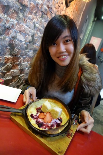 tame moose:(胖樺食記)捷運中山站下午茶”tame moose泰姆西餐小館”,可愛大眼怪/三眼怪抹茶拿鐵可愛獨特,焙鍋鬆餅創意十足