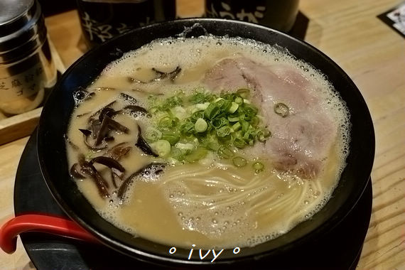 博多一幸舍(新竹店)：【新竹美食】一幸舍豚骨拉麵