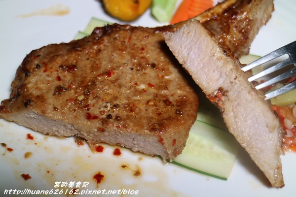 雀爾斯Cheers:【台北內湖區】精緻異國料理『雀爾斯 Cheers』美式運動主題餐廳、下班小酌好去處 ~