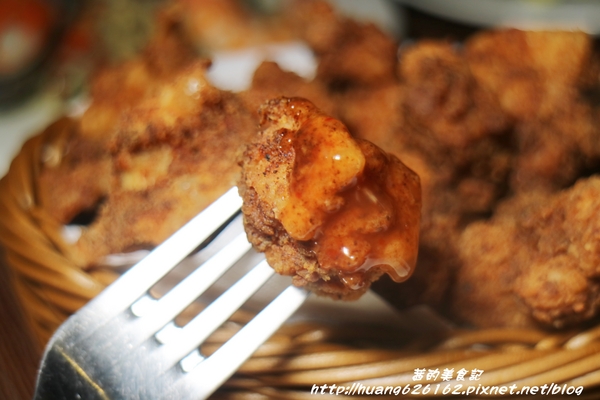 雀爾斯Cheers:【台北內湖區】精緻異國料理『雀爾斯 Cheers』美式運動主題餐廳、下班小酌好去處 ~