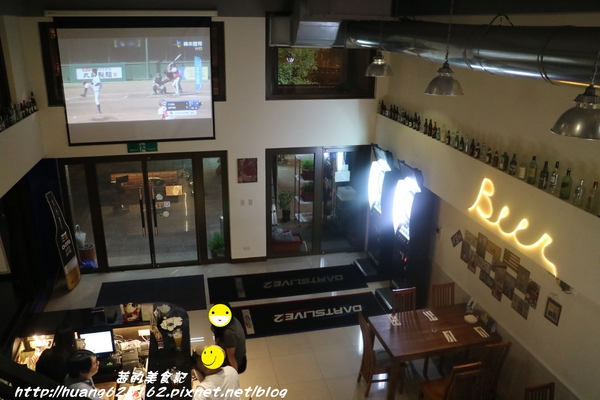 雀爾斯Cheers:【台北內湖區】精緻異國料理『雀爾斯 Cheers』美式運動主題餐廳、下班小酌好去處 ~