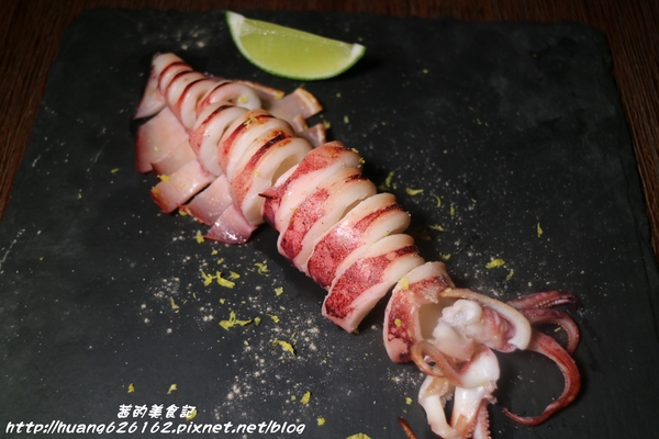 雀爾斯Cheers:【台北內湖區】精緻異國料理『雀爾斯 Cheers』美式運動主題餐廳、下班小酌好去處 ~