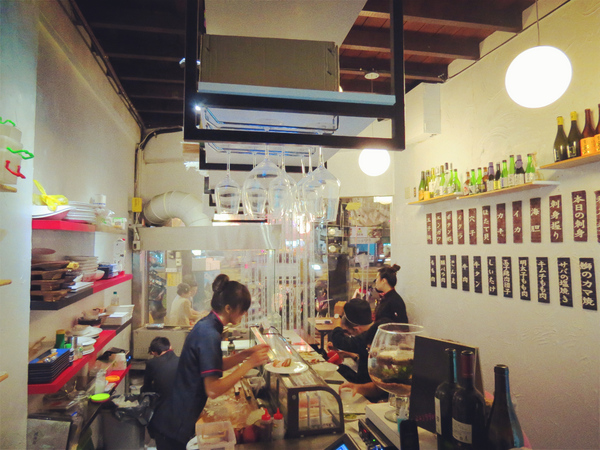 鮨奕壽司專賣：[台南]越夜越美麗 生魚片。串燒 鮨奕壽司專賣