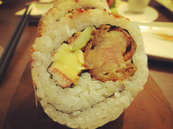 鮨奕壽司專賣：[台南]越夜越美麗 生魚片。串燒 鮨奕壽司專賣