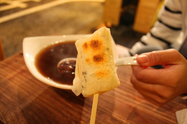 吐司袋袋：[台南]宵夜場紅豆湯X烤麻吉=冬天裡的大滿足 吐司袋袋